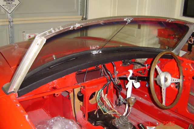 Need Info On Fitting Windscreen Mgb And Gt Forum Mg Experience Forums